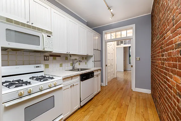 Sold by Compass | media 4