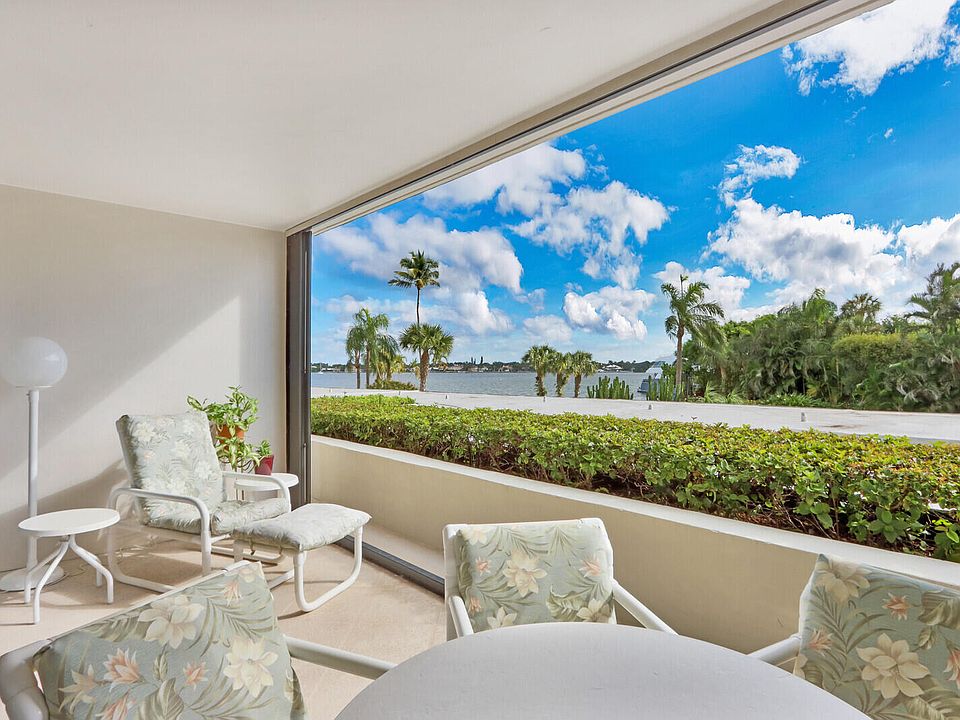 1st image of 122 Lakeshore Dr APT 233