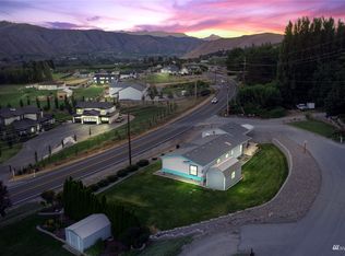 1697 Sunset Dr, Wenatchee, WA 98801