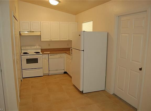 4th image of 4456 Armeda Ave