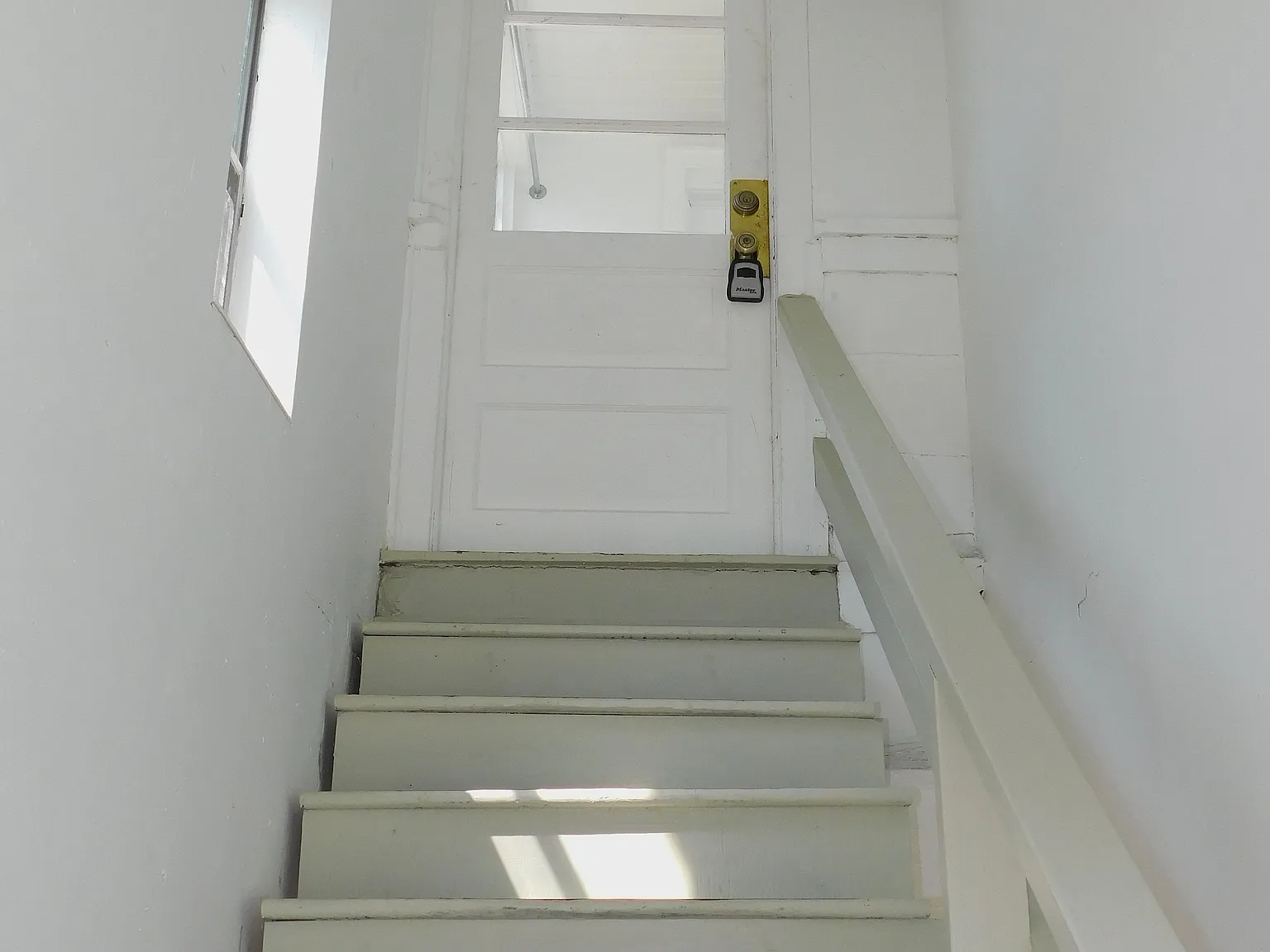 2 bed, $1,600 — Photo 2