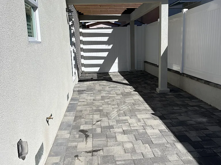 7448 Kraft Ave — Photo 7