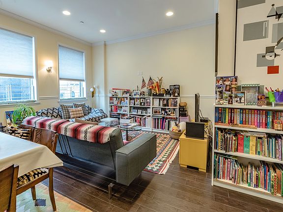 3rd image of 149 Sackett St #3