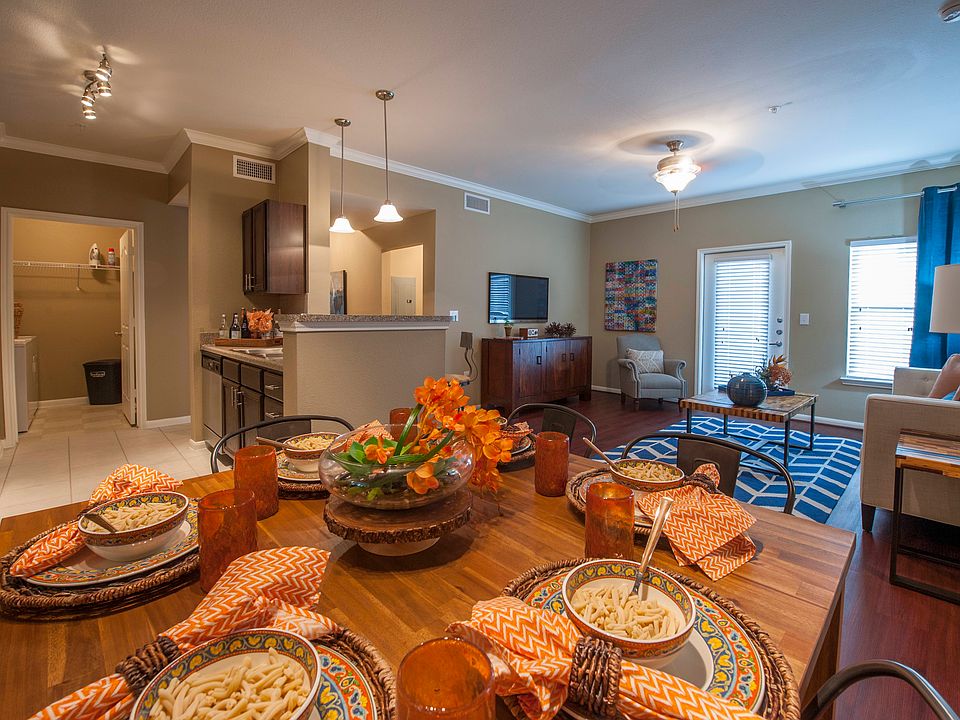 2800 E League City Pkwy APT 1211, League City, TX 77573 Zillow