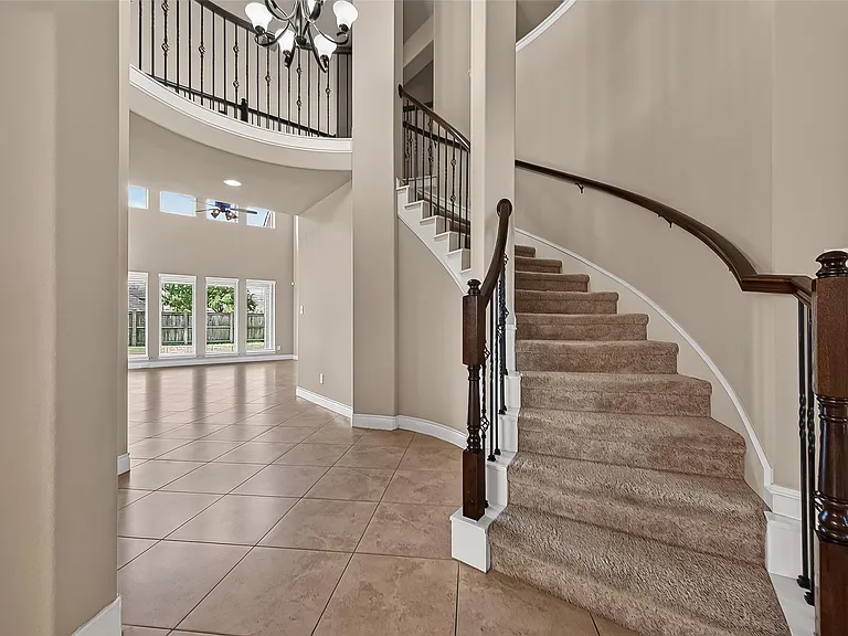 27119 Naples Run Ln — Photo 2