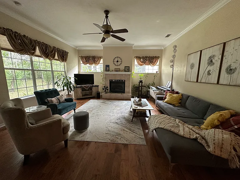 14496 NW 21st Pl — Photo 4