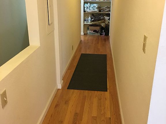 3rd image of 817 36th Ave #2