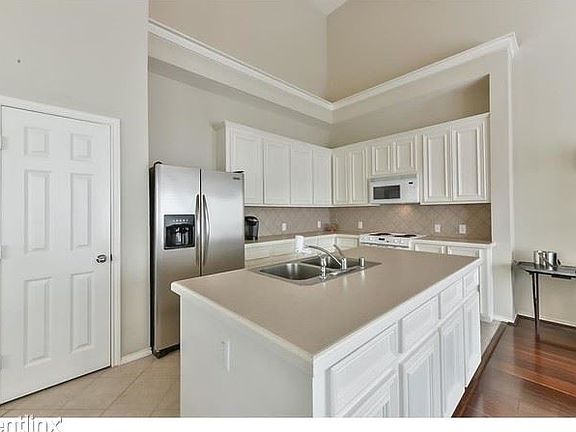 2420-charleston-st-unit-c-houston-tx-building-photo(8)