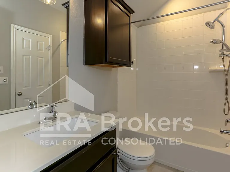 2506 Bargello St — Photo 28