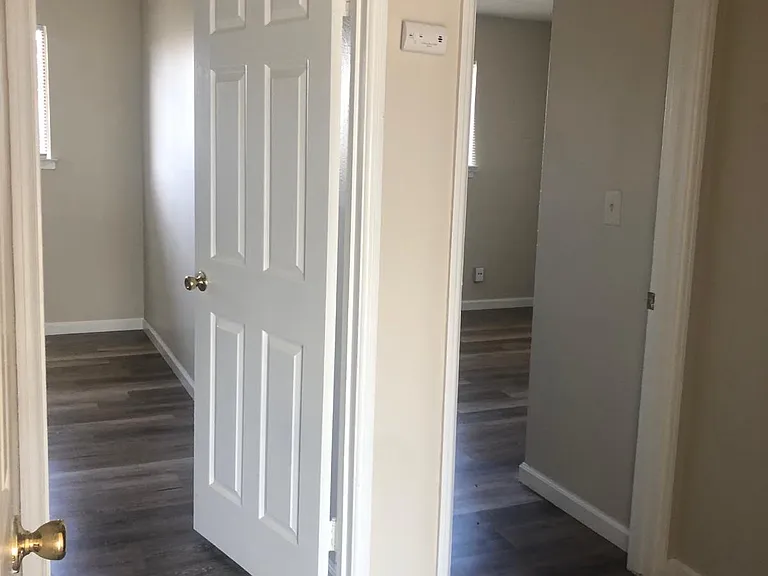 1311 E San Bruno Ave — Photo 6