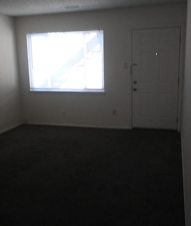 2nd image of 408 Princeton Dr SE APT 1