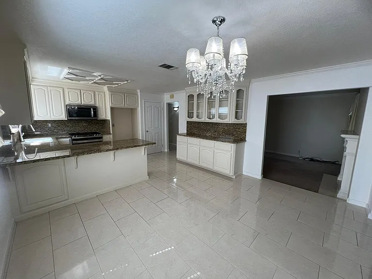 2488 Shilshone Cir — Photo 28