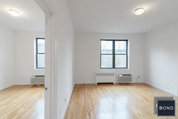 Rented by Bond New York | media 16