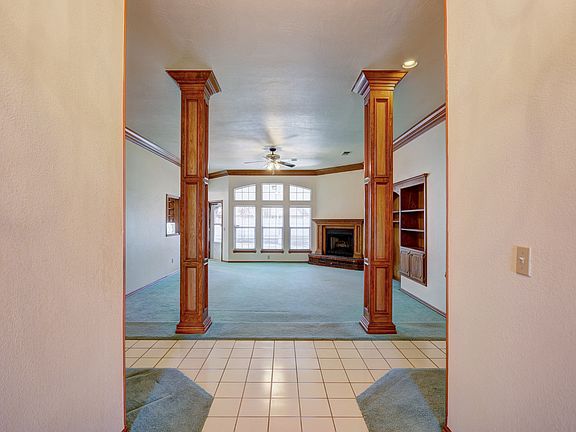 4th image of 3108 SW 124th St