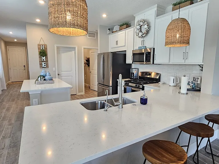 15285 Shady Palms Ln — Photo 16