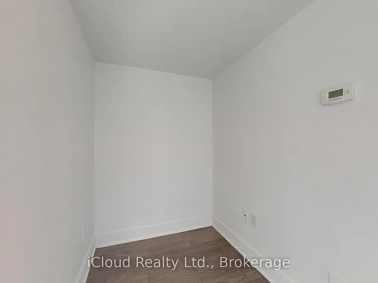 955 Bay St #2818 — Photo 22
