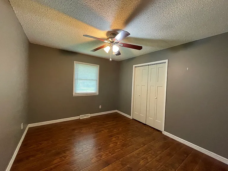 2424 S Dollison Ave — Photo 14