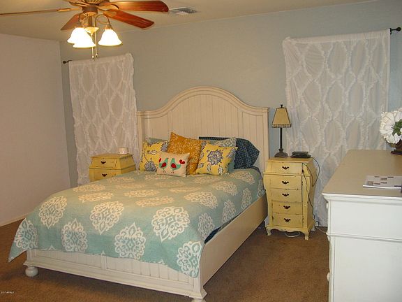 5th image of 2038 W SUNSHINE BUTTE Drive