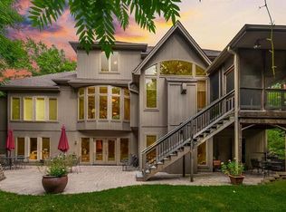 8114 NW Venita St, Weatherby Lake, MO 64152