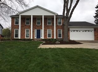 1956 Kilburn Rd N, Rochester Hills, MI 48306