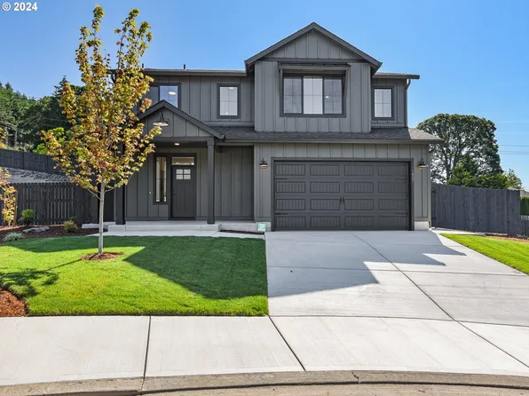 1807 W Kestrel Ct, La Center, WA 98629