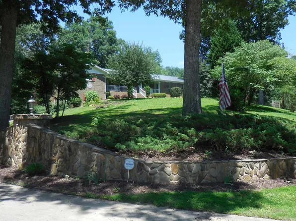 273 Sewell Rd, Bremen, GA 30110