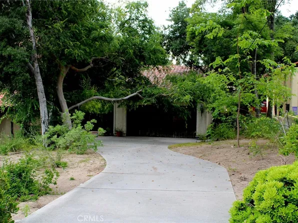 9633 Creemore Dr, Tujunga, CA 91042