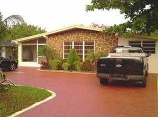2820 SW 68th Ave, Miramar, FL 33023