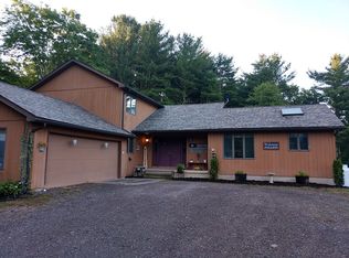 871 Swamp Rd, Hunlock Creek, PA 18621