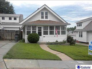 2nd image of 1416 Pasadena Ave