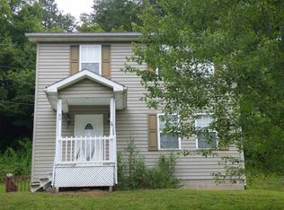 99 Paradise Hl, Grayson, KY 41143