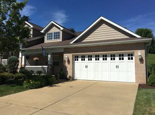 402 Chestnut Ln, Vandergrift, PA 15690