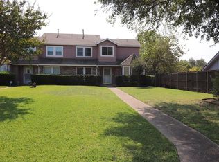 9718 Summerwood Cir, Dallas, TX 75243