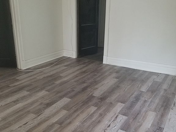4th image of 7712 S Carpenter St #2