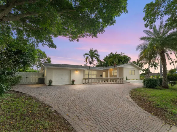 561 Anchorage Drive, North Palm Beach, FL 33408