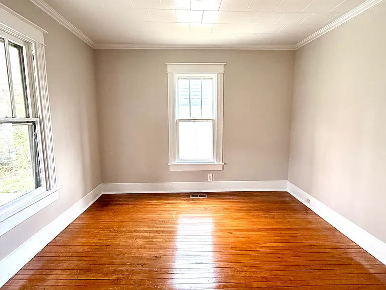 503 Church St — Photo 5