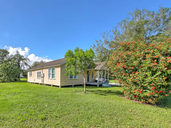 3195 McNeil Road, Fort Pierce, FL 34981