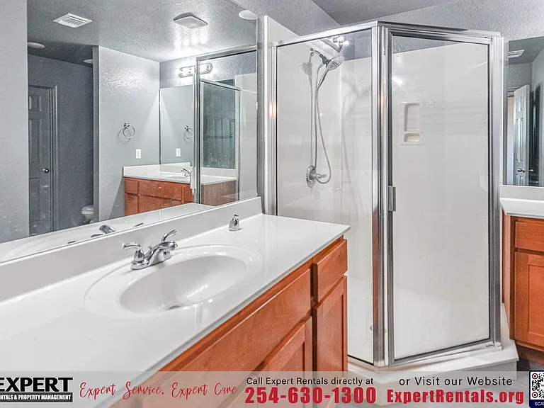 2816 Leroy Cir #B — Photo 15