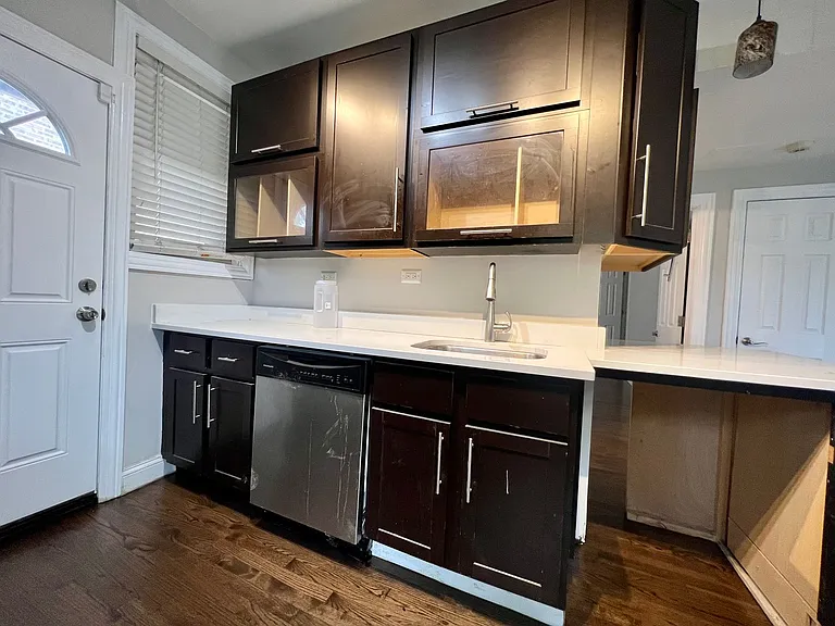 3935 W Altgeld St #B — Photo 3
