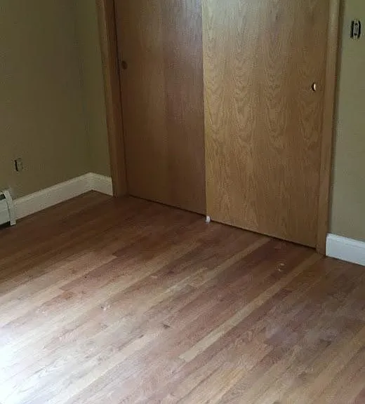 1026 W Lorain St — Photo 3