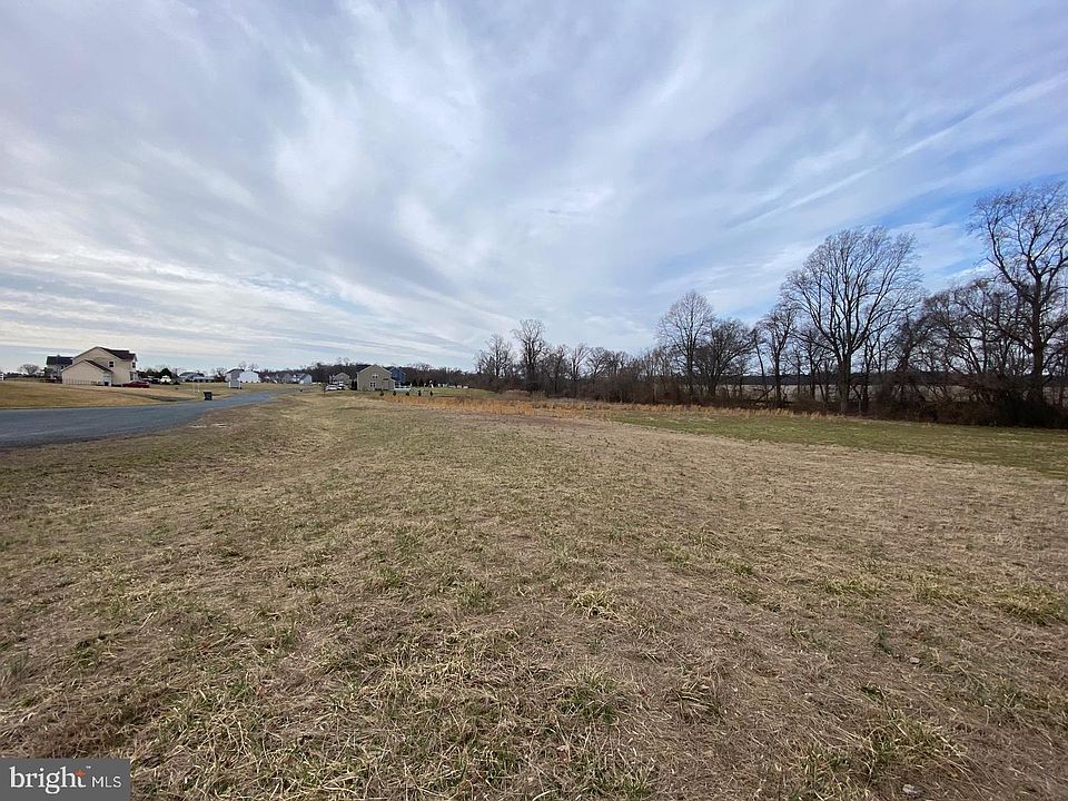 2nd image of 127 Condor Ct