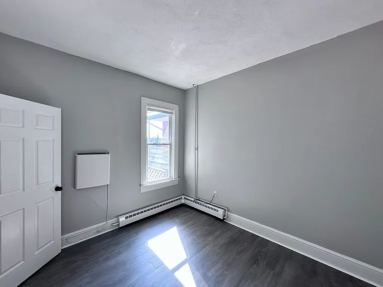 312 W North Street — Photo 12