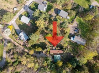 8 Moore St, Tilton, NH 03276