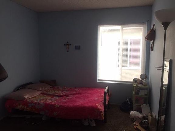 4th image of 2700 El Dorado Dr #B