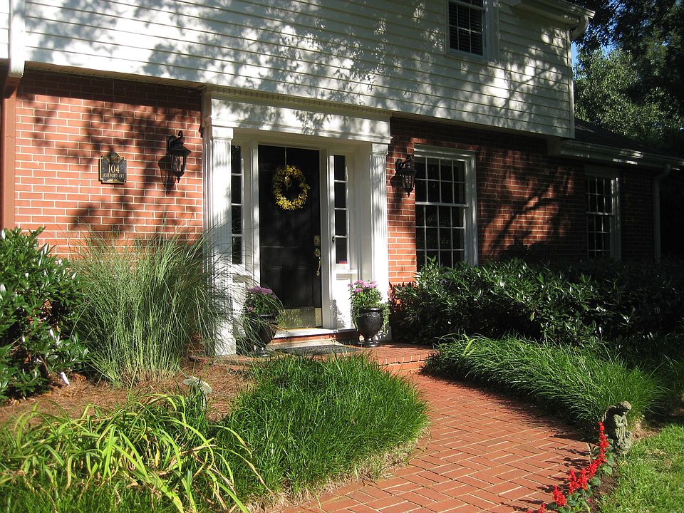 1st image of 104 Ashford Ave