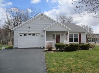 41 College Greene Dr, North Chili, NY 14514