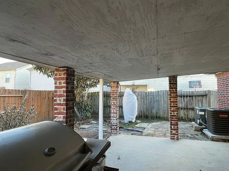 6853 Turtlewood Dr — Photo 20