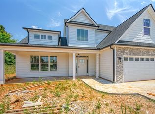 491 Lightwood Knot Rd, Woodruff, SC 29388