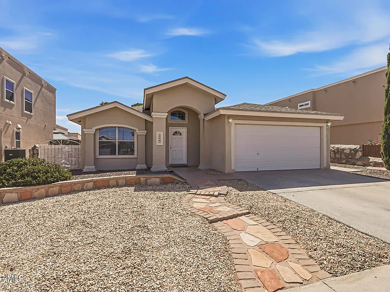 3828 Tierra Aurora Dr — Photo 2