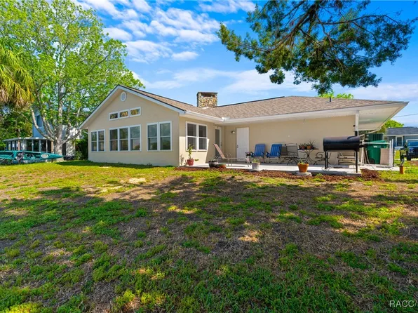 11771 W Sunnybrook Ct, Crystal River, FL 34429